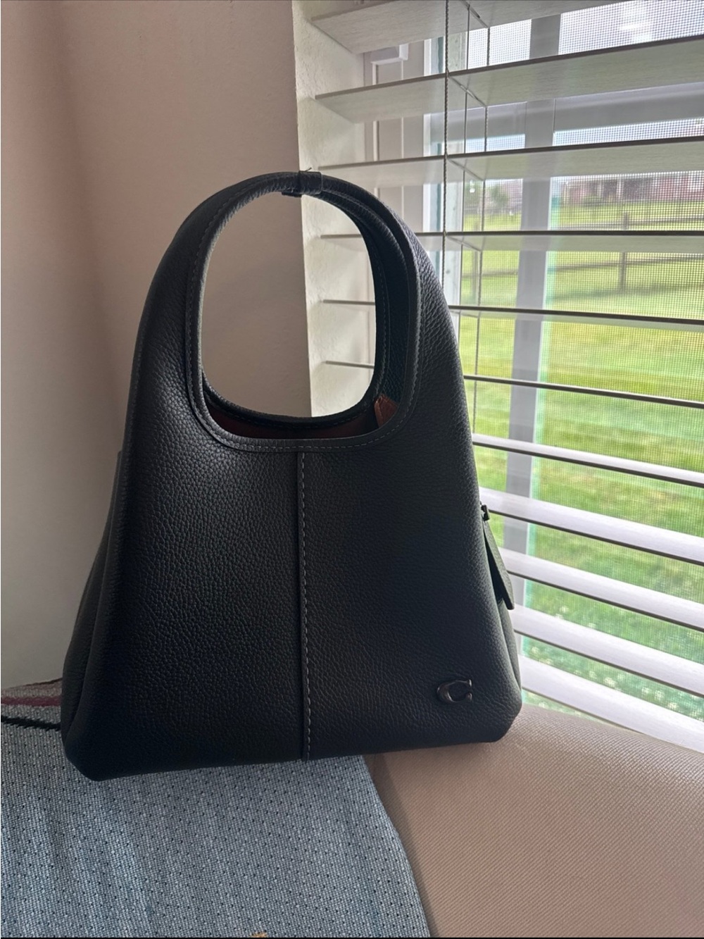 Coach Lana 23 - Black with pewter hardware - Picture 3 of 8